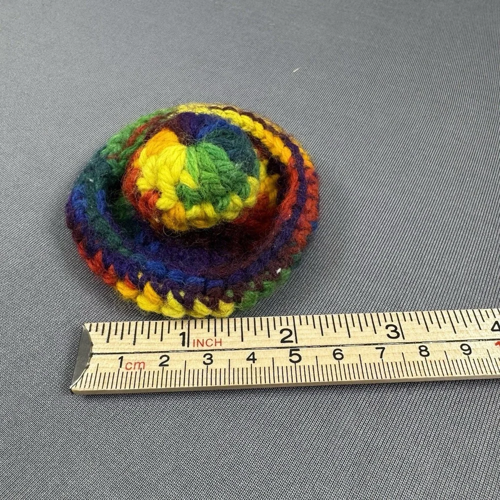 Vintage Multicolored Handmade‎ Crocheted Hot Hat Lid Grabber